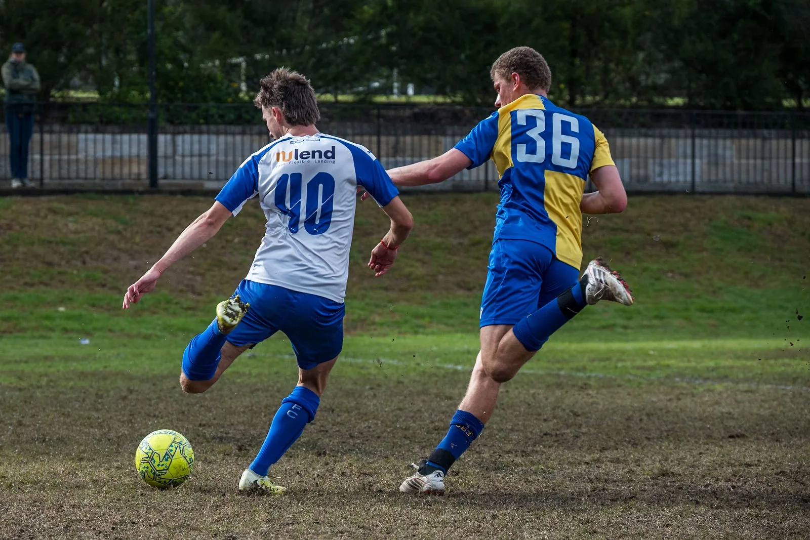 Sydney University vs Mascot Kings — R16 / 05 MALE (SAT) — The Square — fotografía de fútbol ESFA Winter 2026, Sydney